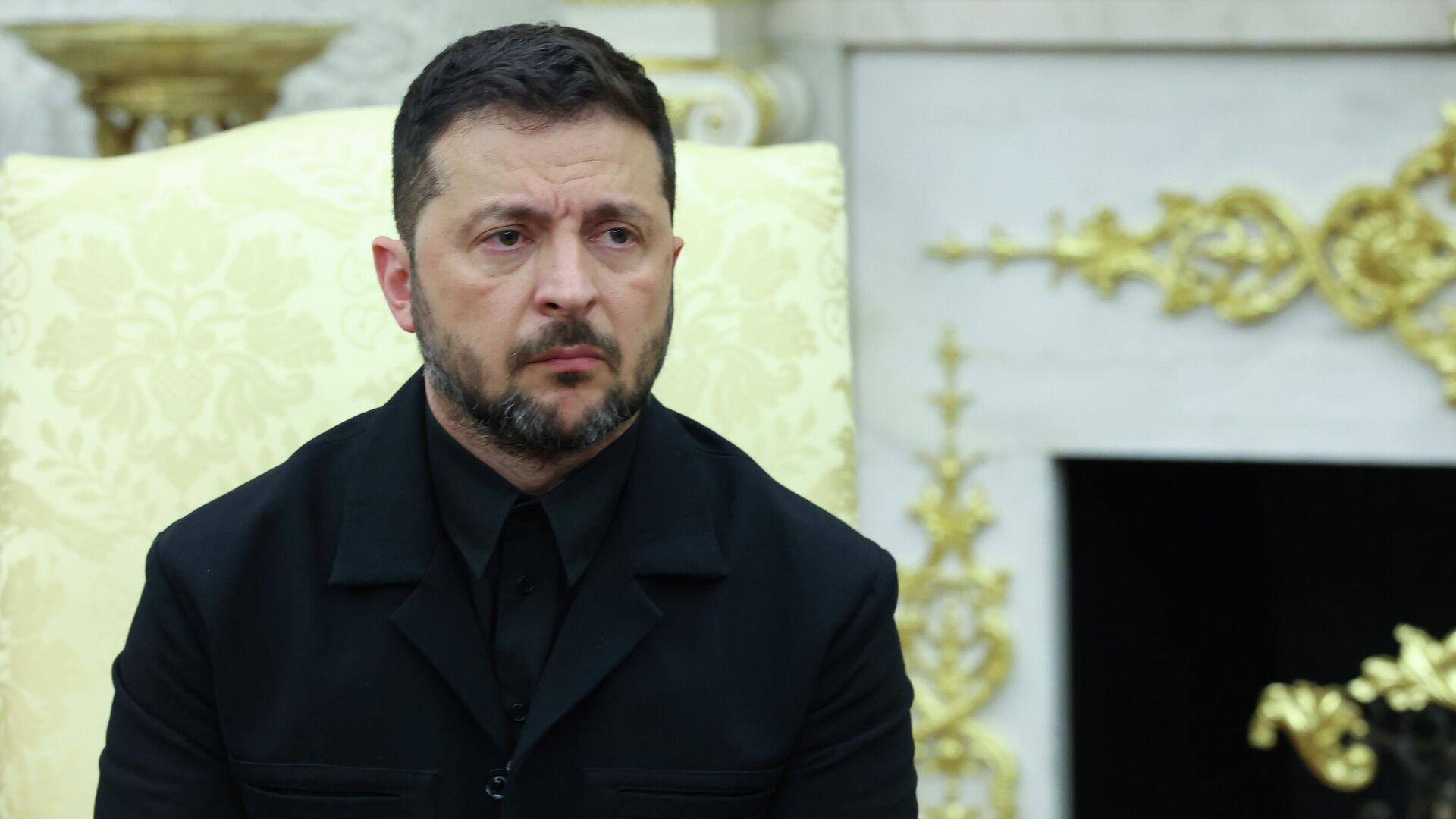 Зеленский использует оборот юридически не признаем, говоря о потери земель